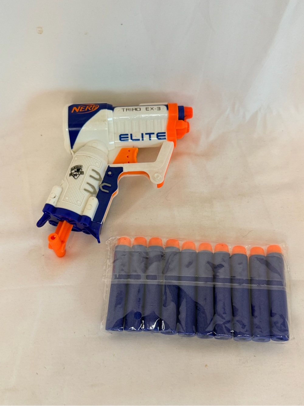 Nerf Elite Triad EX-3 Mini Blaster with Blue Foam Darts - White/Blue/Orange